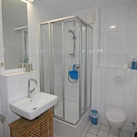 Raum In Fehmarn Orth, Cleaning Included דירה Orth